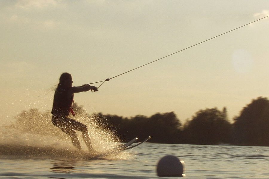 water skiing (3)